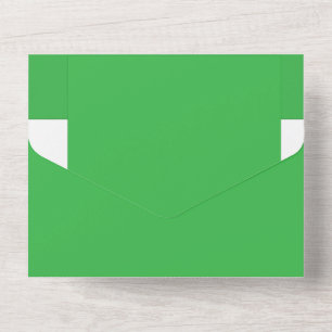 Grüner Hintergrund und weiße Grenze für ein modern All In One Einladung