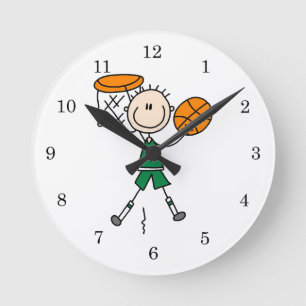 Grüner Junge Basketballspieler T-Shirts und Gesche Runde Wanduhr