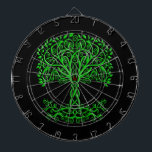 Grüner Keltenbaum Dartscheibe<br><div class="desc">Dieses Design des Baumes des Lebens ist perfekt für jeden, der in Achtsamkeit Frieden will, oder für jeden, der Lieben hat zu meditieren und friedlich zu sein. Ein inspirierendes Geschenk für alle, die in Yoga, Astrologie, Meditation, Spiritualität, Buddhismus, Lebensaat, Lebensfrucht, keltischer Lebensbaum, Wicca, Heide oder Naturreligionen sind. Eine großartige Art,...</div>