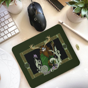 Grüner keltischer Geweihmann  Mousepad