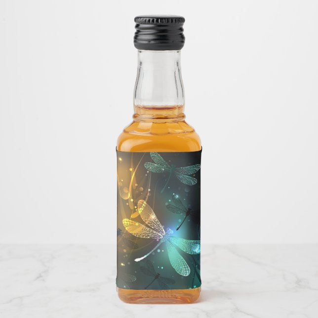 Grüner Libellenflug Alkoholflaschenetikett (Vorderseite)
