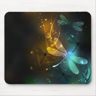 Grüner Libellenflug Mousepad