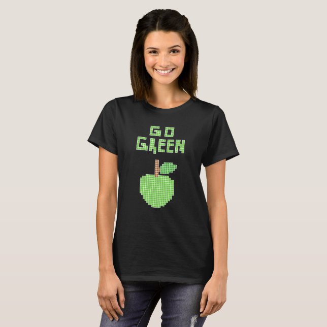 Grüner pixeliger Apfel T-Shirt (Vorne ganz)