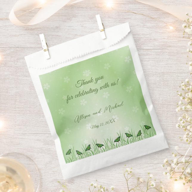 Grüner Schmetterling auf hellgrün - Hochzeit Geschenktütchen (Ausgeschnitten)