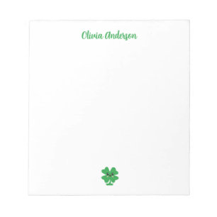 Grüner Shamrock St. Patrick's Tag Personalisierte Notizblock