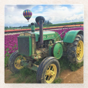 Grüner Traktor in Tulip Field, Oregon Glasuntersetzer