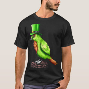 Grüner Vogel mit Kobelhut am St. Patricks Day T-Shirt