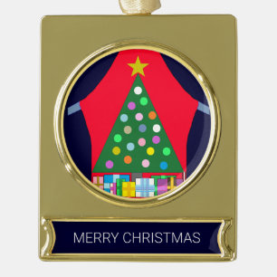Grüner Weihnachtsbaum mit Blue Drapes: Banner-Ornament Gold