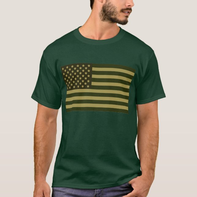 Grünes amerikanische Flaggen-Shirt T-Shirt (Vorderseite)