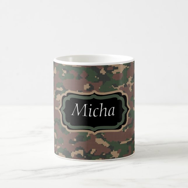 Grünes Camouflage-Gewohnheits-Monogramm TANs Brown Kaffeetasse (Mittel)