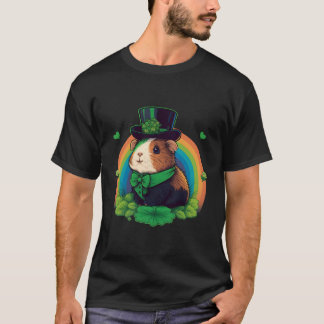 Grünes Guinea Schweinefleisch Kleeblatt auf St Pat T-Shirt