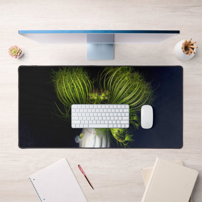 Grünes Herz in schwarz Schreibtischunterlage (Büro 1)