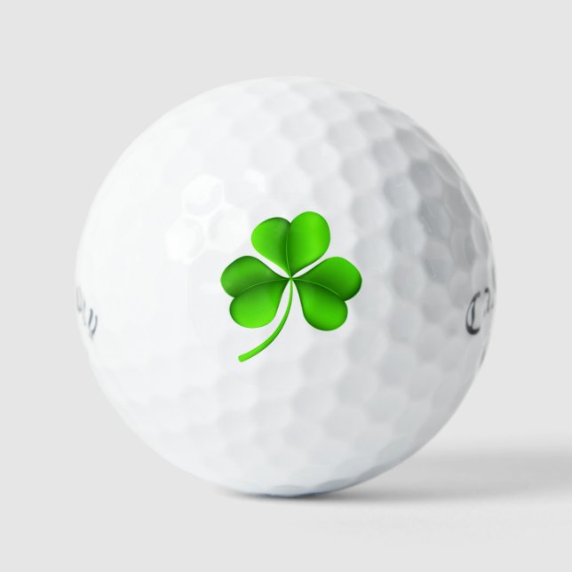 Grünes Kleeblatt auf weißem css gbcnt Golfball (Vorderseite)