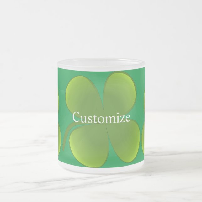 Grünes Kleeblatt St Patrick's Day Mattglastasse (Mittel)
