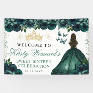 Grünes Kleid Brünette Prinzessin Floral Sweet 16 Banner