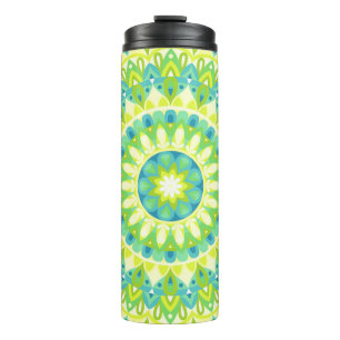 Grünes Mandala Naturinspiriertes Boho-Reisemuster Thermosbecher