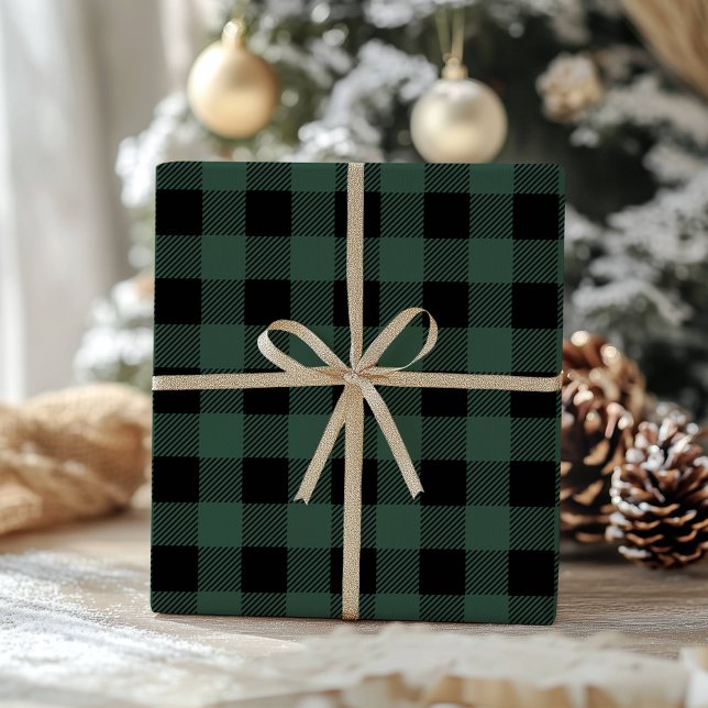 Grünes Schwarz Buffalo Karo Klassisches Gingham Geschenkpapier (Von Creator hochgeladen)