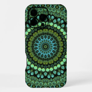 Grünes und Türkises Kaleidoskop-Mandala-Muster iPhone 16 Pro Max Hülle