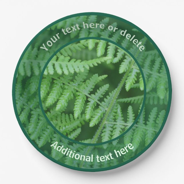 Grünes Waldland Ferns Personalisiertes Party Pappteller (Vorderseite)