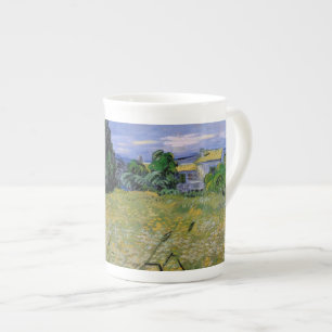 Grünes Weizenfeld mit Zypresse von Van Gogh. Prozellantasse