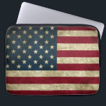 Grunge American Flag Laptopschutzhülle<br><div class="desc">Grunge American Flag Design.Perfektes Geschenk für Zuhause,  Büro oder Dekoration.</div>