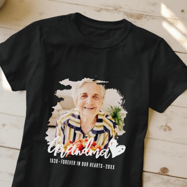Grunge Beerdigung für immer in unserem Herz-Foto T-Shirt (Von Creator hochgeladen)