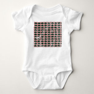 Grunge Herzen und Blume Muster. Baby Strampler