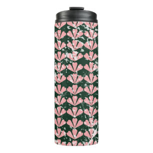 Grunge Herzen und Blume Muster. Thermosbecher