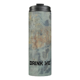 Grunge in grüner thermischer Tasse
