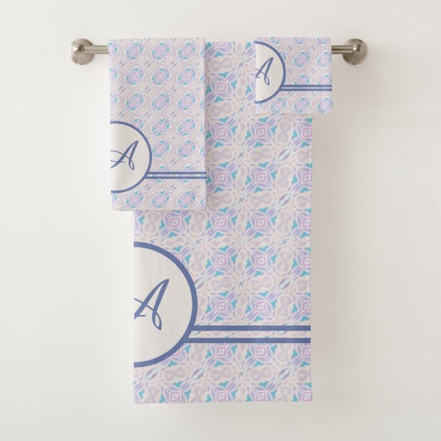 Grunge Monogram | Elegantes Violet & blaues Muster Badhandtuch Set (Insitu)