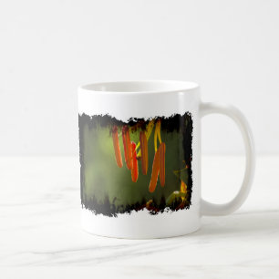 Grungy Humboldt Lily Stamens auf White Kaffeetasse