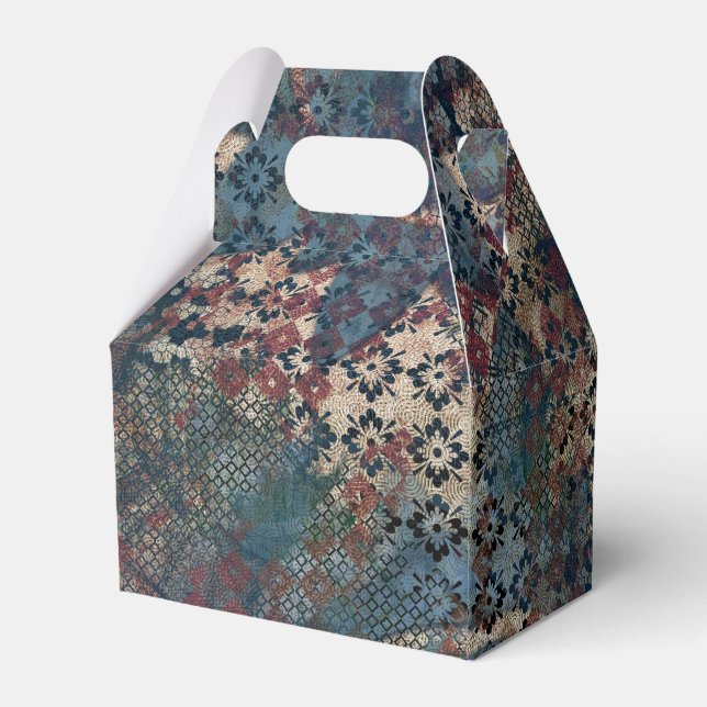 Grungy Muster mit unordentlichem Patchwork von Geschenkschachtel (Rückseite)