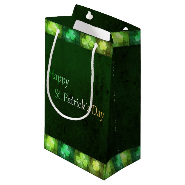 Grungy St. Patrick's Day Kleeblatts Kleine Geschen Kleine Geschenktüte (Vorderseite Schrägansicht)