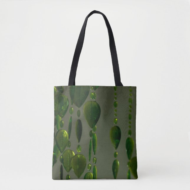 Grünkristalle auf einer Tasche (Vorderseite)