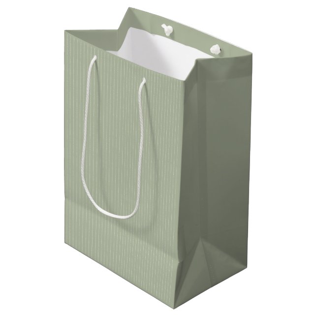 Grünpastellfarben. Mittlere Geschenktüte (Vorderseite Schrägansicht)