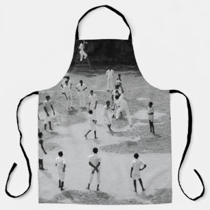 GRUPPE DER BASEBALSPIELERINNEN SCHÜRZE
