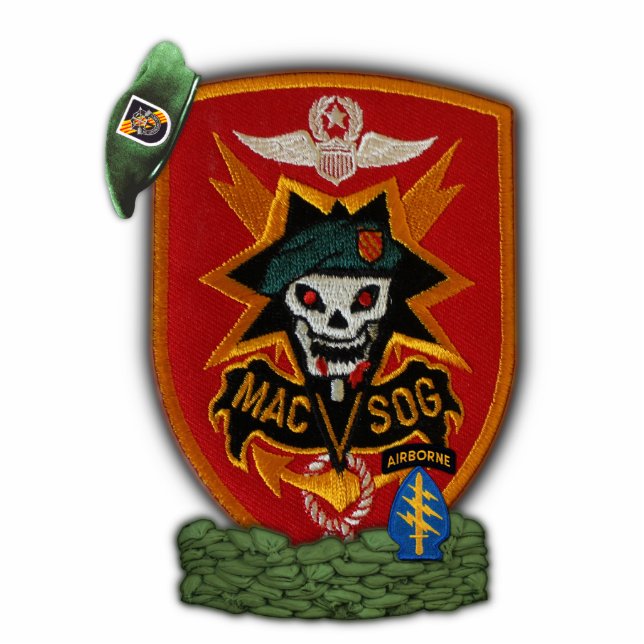 Gruppe der Spezialeinheiten MAC / SOG Vietnam Vete Freistehende Fotoskulptur (Vorne)