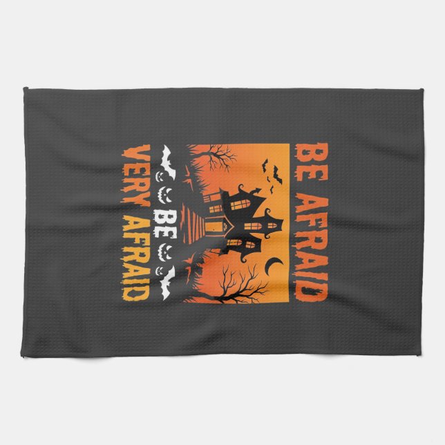 Grusel-Haus Halloween-Design Geschirrtuch (Horizontal)