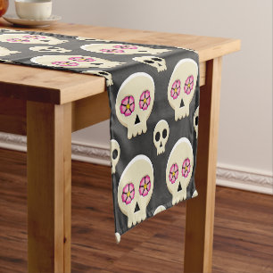 Grusel süß Kawaii Gothik-Totenkopf mit Blumenmuste Kurzer Tischläufer