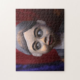 Gruselige Puzzlespiele - Ventriloquist-Attrappe