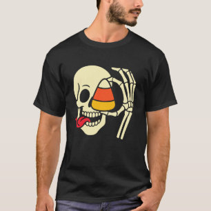 Gruselige Skeletthand hält Süßigkeiten Lustiges Ha T-Shirt