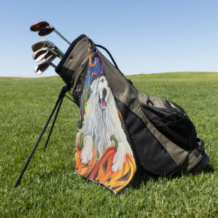 Gruseliger großer Pyrenäen-Hund Halloween-Hexe-Kür Golfhandtuch