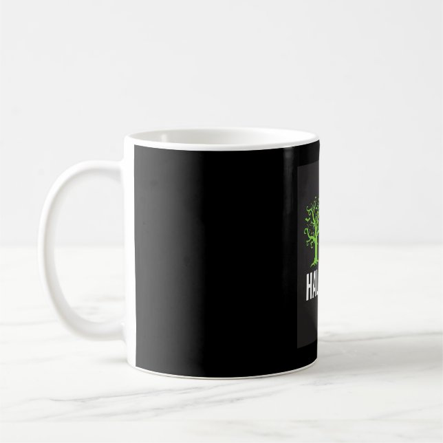 Gruseliger Halloween-Baum-Fledermäuse-Vektordesign Kaffeetasse (Links)