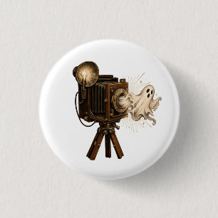 Gruseliger Halloween-Geist, der aus der Kamera auf Button