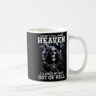 Gruseliger Schädel fiel nicht vom Himmel, krallte Kaffeetasse