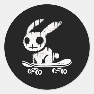 Gruseliger Skateboard fahrender Hase Alt Goth Grun Runder Aufkleber