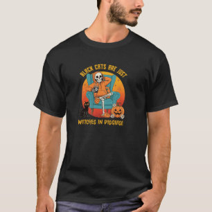 Gruseliger Skelett Mit Kürbis Süße Schwarze Katzen T-Shirt