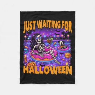 Gruseliger Sommer-Skelett-Witz, der auf Halloween  Fleecedecke