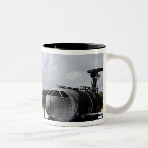 Guams WONPAT Flughafen Zweifarbige Tasse