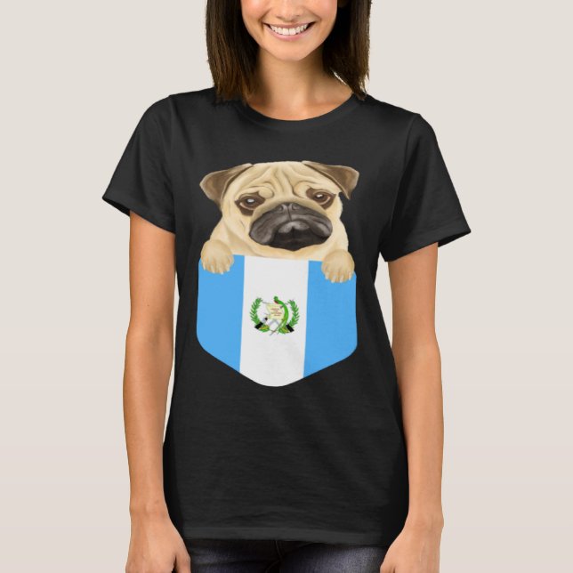 Guatemala Flag Pug Dog In Pocket T-Shirt (Vorderseite)